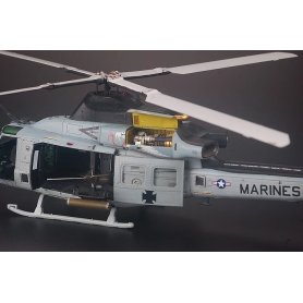 Kitty Hawk 80124 Bell Uh-1Y