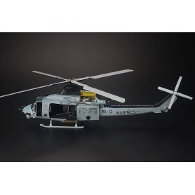 Kitty Hawk 80124 Bell Uh-1Y