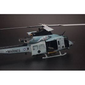 Kitty Hawk 80124 Bell Uh-1Y