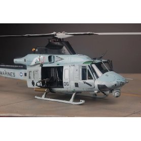 Kitty Hawk 80124 Bell Uh-1Y