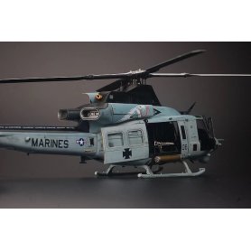 Kitty Hawk 80124 Bell Uh-1Y