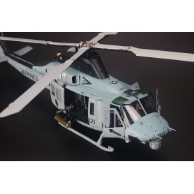 Kitty Hawk 80124 Bell Uh-1Y