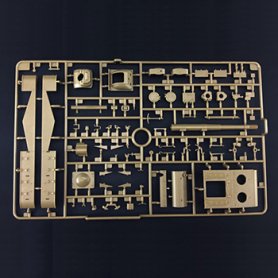 BRONCO 1:48 ZB48004 SU-152 (KV-14) April, 1943 Production