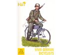 HaT 1:72 GERMAN BICYCLISTS | 12 figurek |