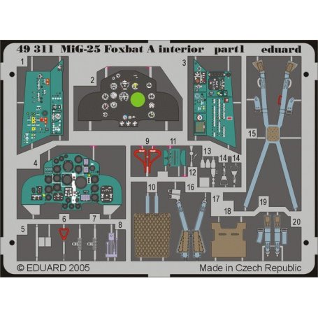 MiG-25 Foxbat A interior REVELL