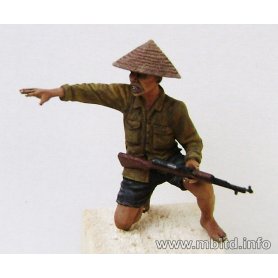 MB 1:35 35105 "CHARLIE ON THE LEFT!!!"