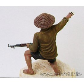 MB 1:35 35105 "CHARLIE ON THE LEFT!!!"