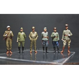 MB 1:35 35108 THE GENERALS OF WW II ERA