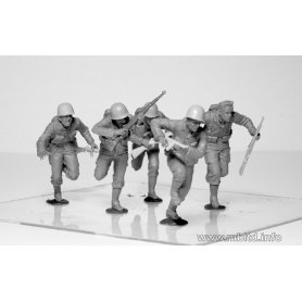 MB 1:35 Move, move, move - US Soldiers, Operation Overlord