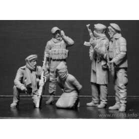 MB 1:35 Somewhere in the Middle East
