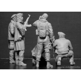 MB 1:35 Somewhere in the Middle East