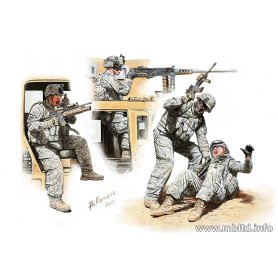 MB 1:35 35170 "Man Down!" US MODERN ARMY, MIDDLE EAST, PRESENT DAY
