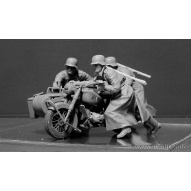 MB 1:35 35178 German motorcyclists, WWII II era