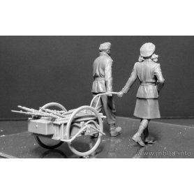MB 1:35 35182 Volkssturm. Ammunition to the Frontline.