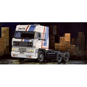 Italeri 1:24 DAF 3600 Space Cab