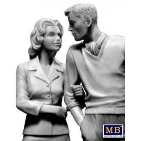 MB 24029 Bob and Sally The Happy Couple