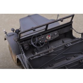 Trumpeter 1:35 Sd.Kfz.8 Schwerer Zugkraftwagen 12t