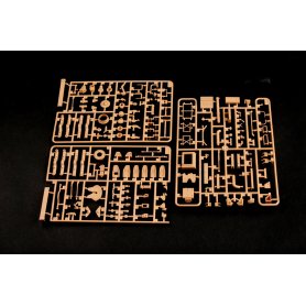 HOBBY BOSS 85502 1/35 M1070/M1000 HETS
