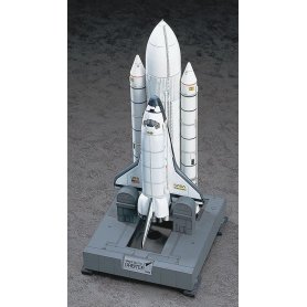 Hasegawa 1:200 Wahadłowiec z rakietami rozpędzającymi