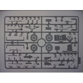 ICM 35664 Model T 1917 Utility