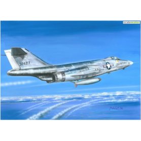 Valom 72124 McDonnell F-101A + Mk.7 nuclear bomb