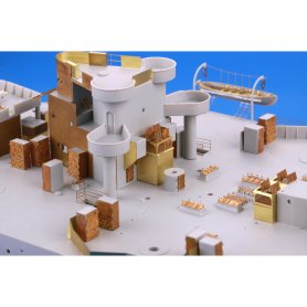HMS Hood pt. 6 superstructure TRUMPETER 