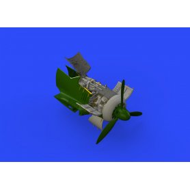 Eduard Fw 190A-4 engine &amp fuselage guns EDUARD