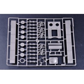 Trumpeter 1:35 KV-1S Ehkranami