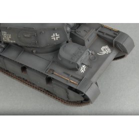 Trumpeter 1:35 Neubaufahrzeug Nr 3-5