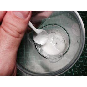 REALISTIC Model SNOW Powder 180ml