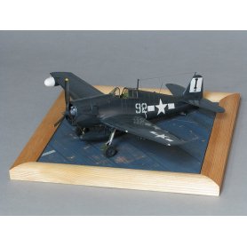 Eureka XXL WWII USN Aircraft Carrier Deck 1:48