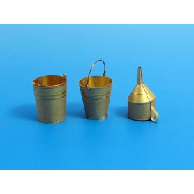Eureka XXL Buckets &amp Funnel