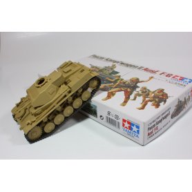 Tamiya 1:35 Pz.Kpfw.II i 5 figurek | Model do sklejania + farby + klej + pędzelki