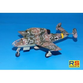 RS Models 1:72 Henschel 132 C WITH HES 011