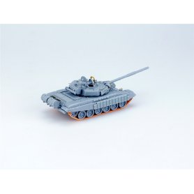 Modelcollect UA72011 T-72B1 with ERA main battle 