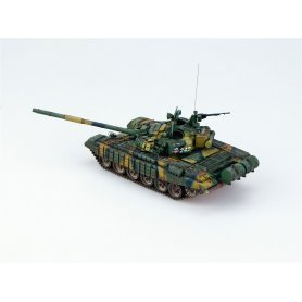 Modelcollect UA72011 T-72B1 with ERA main battle 