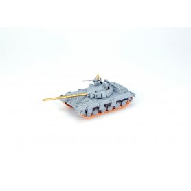 Modelcollect UA72012 T-64 Main Battle Tank Mod 72