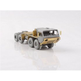 Modelcollect 1:72 M983A2 HEMTT i MAZ 7410