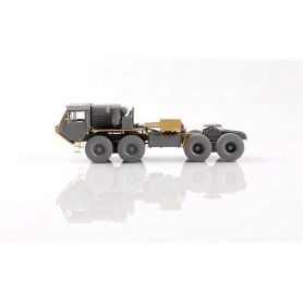 Modelcollect 1:72 M983A2 HEMTT i MAZ 7410