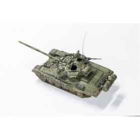 Modelcollect UA72104 Russian T-72B1 with ERA 1988
