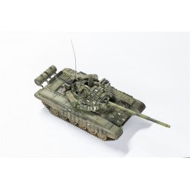 Modelcollect UA72104 Russian T-72B1 with ERA 1988