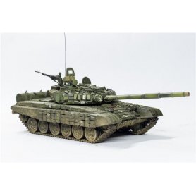Modelcollect UA72104 Russian T-72B1 with ERA 1988