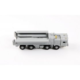 Modelcollect 1:72 9K720 Inskander-M na podwoziu MZKT