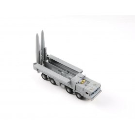 Modelcollect 1:72 9K720 Inskander-M na podwoziu MZKT
