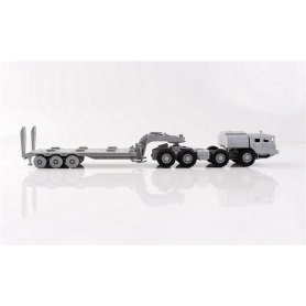 Modelcollect 1:72 MAZ-7410 z ChMZAP-9990