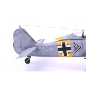 Eduard 1:48 Focke Wulf Fw-190A wczesna wersja ROYAL CLASS