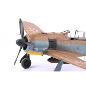 Eduard 1:48 Focke Wulf Fw-190A wczesna wersja ROYAL CLASS