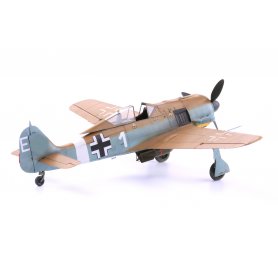 Eduard 1:48 Focke Wulf Fw-190A wczesna wersja ROYAL CLASS