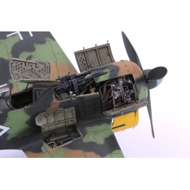 Eduard 1:48 Focke Wulf Fw-190A wczesna wersja ROYAL CLASS