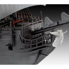 Revell 05499 1/150 Black Pearl